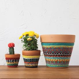 Planter Cozies! How awesome are these?