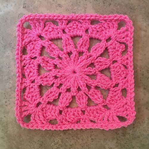Single color crochet granny square