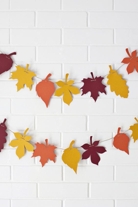 DIY Leaf Garland perfect for Thanksgiving Decor