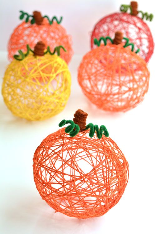 DIY Yarn Pumpkins! How cute are these?