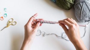 Combine the best of two needlecrafts to create three cozy accessories that look like they’re knit – all using a single crochet hook!